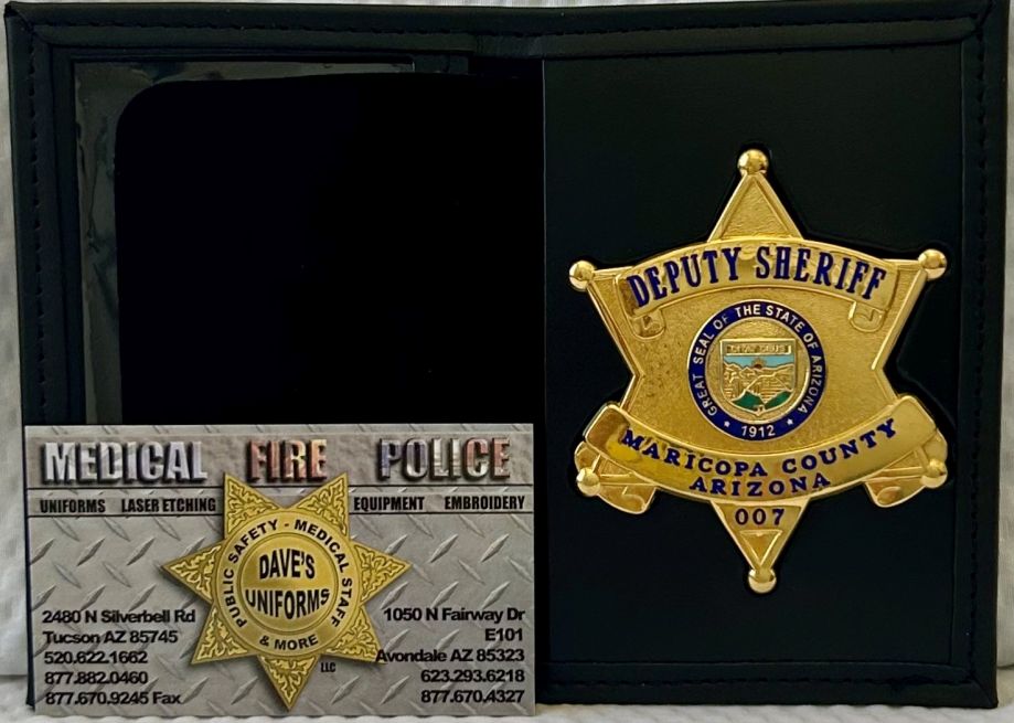 100-D2 DRESS LEATHER RECESSED BADGE / ID WALLET - MCSO.